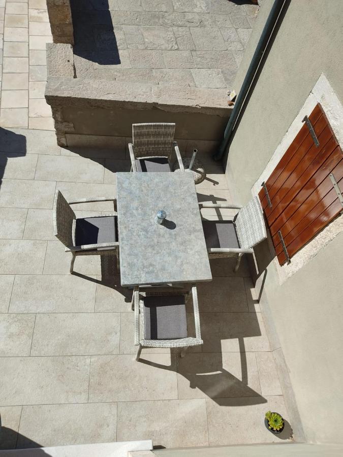 House Tuna Ustrine Extérieur photo